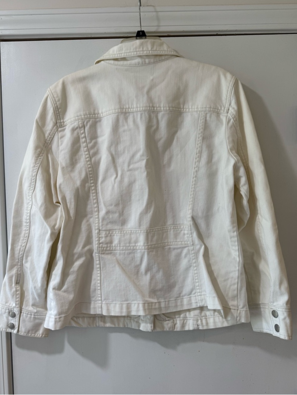 J Jill Women's Classic White Denim Jacket - Picture 4 of 4
